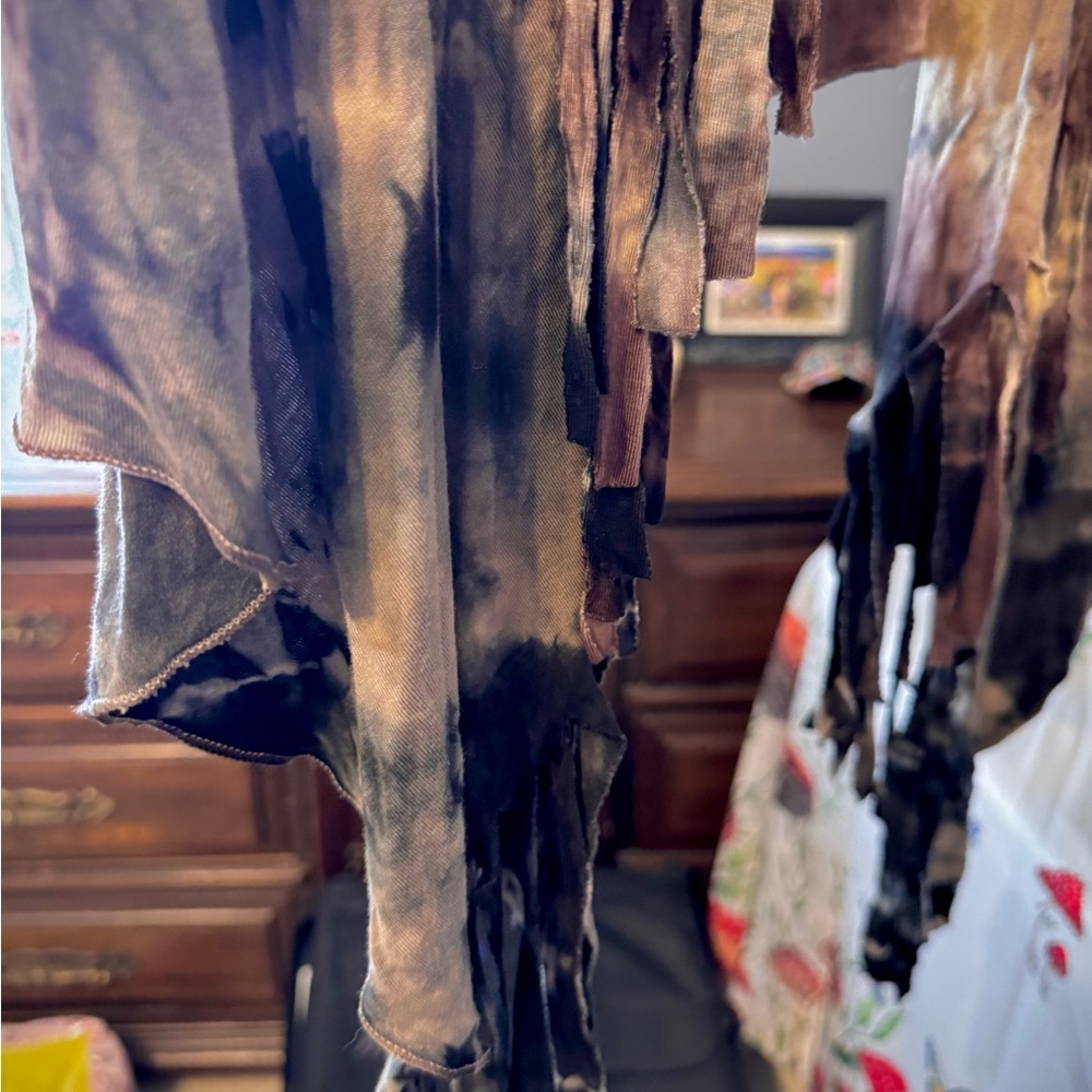 Tie-Dye Open Front Kimono & Fringe Bottom - Picture 3 of 7